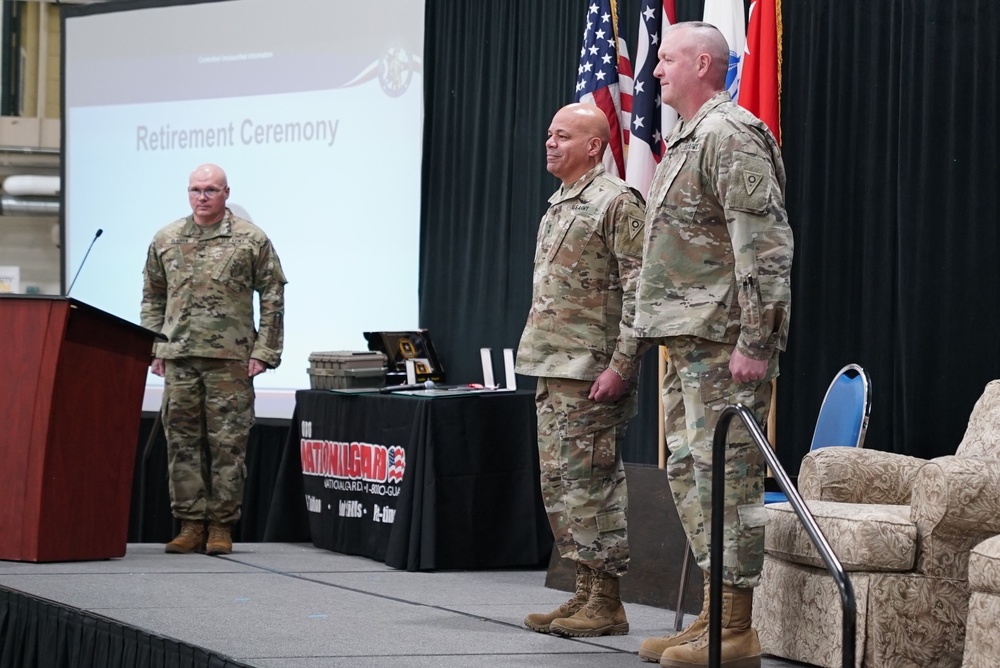 Ceremony celebrates retiring Ohio ARNG state command chief warrant officer