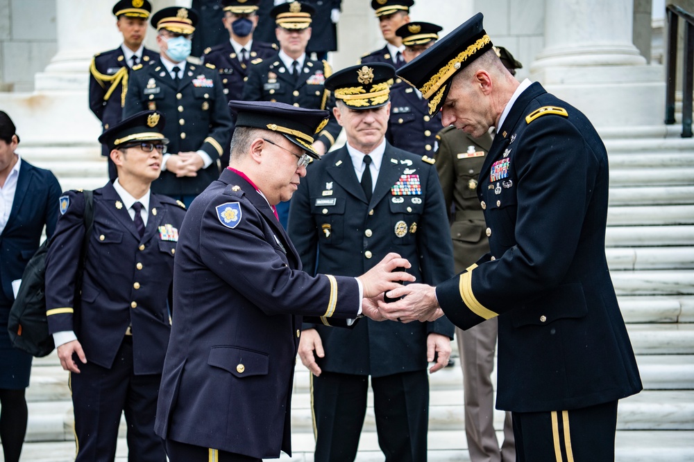 Chief of Staff of the Japan Ground Self-Defense Force Gen. Yoshida Yoshihide Participates in an Army Full Honors Wreath-Laying Ceremony at the Tomb of the Unknown Soldier