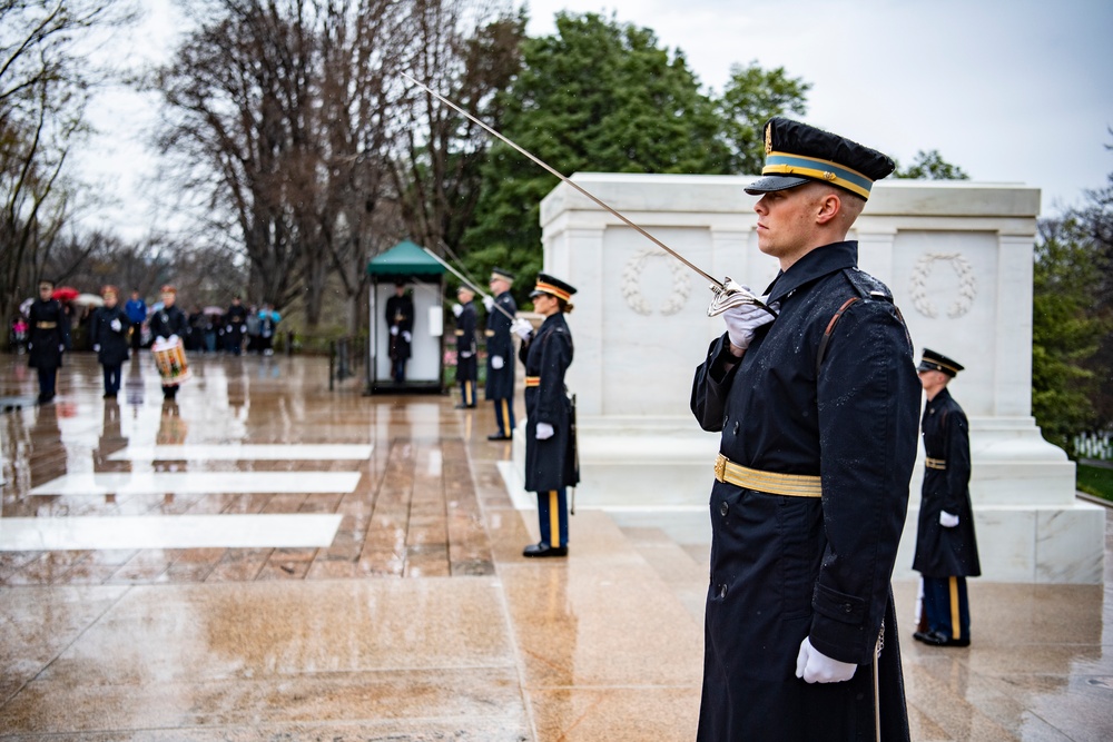 Chief of Staff of the Japan Ground Self-Defense Force Gen. Yoshida Yoshihide Participates in an Army Full Honors Wreath-Laying Ceremony at the Tomb of the Unknown Soldier