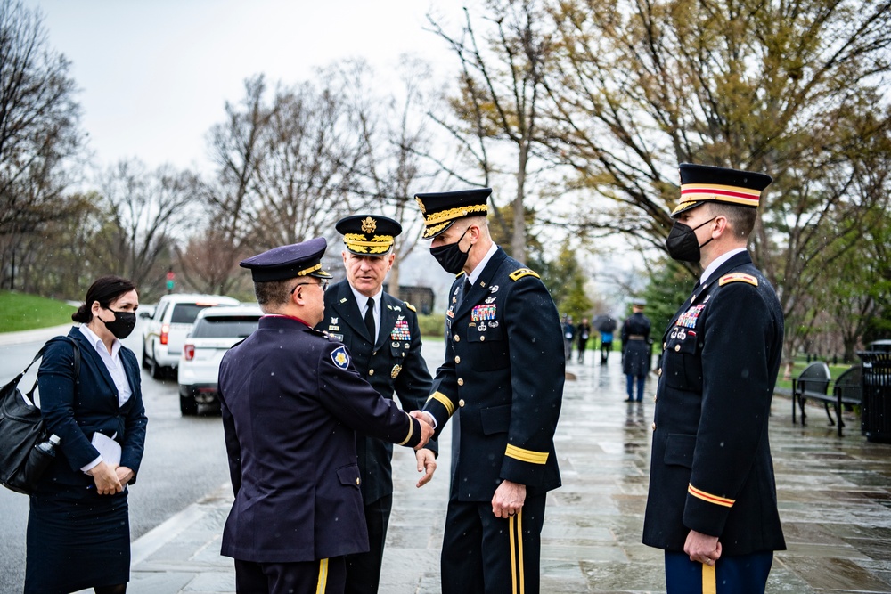 Chief of Staff of the Japan Ground Self-Defense Force Gen. Yoshida Yoshihide Participates in an Army Full Honors Wreath-Laying Ceremony at the Tomb of the Unknown Soldier