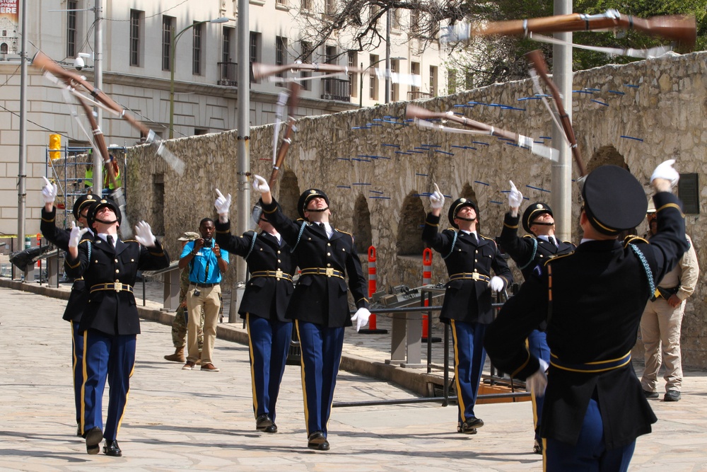 Army Day at the Alamo Fiesta 2022