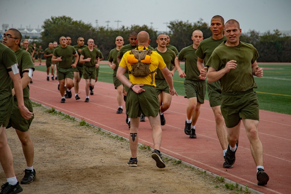 DVIDS - Images - Fox Company Physical Training [Image 2 of 5]