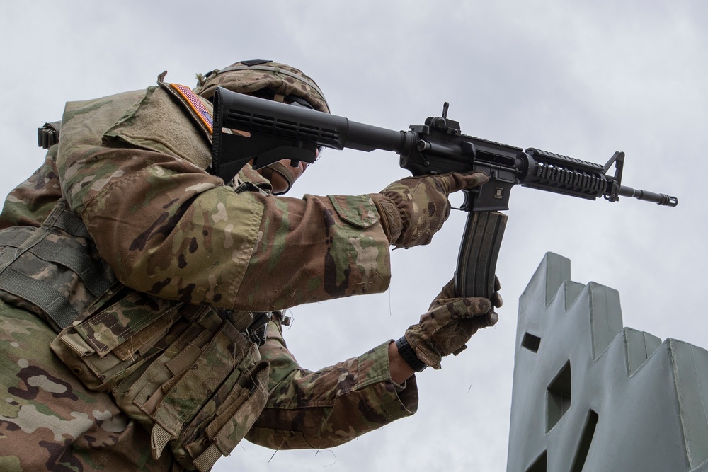 Infantry Advanced Leaders Course 22-02 Qualifies with M4 carbine