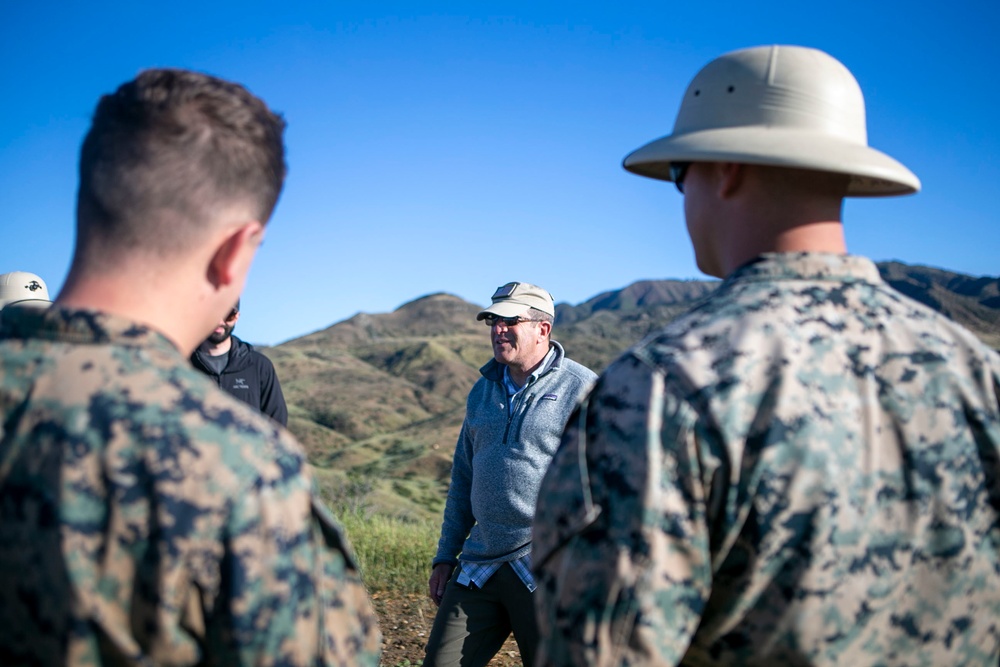 Marines of 1st Maintenance Battalion Participate in a Live-Fire Machine Gun Range