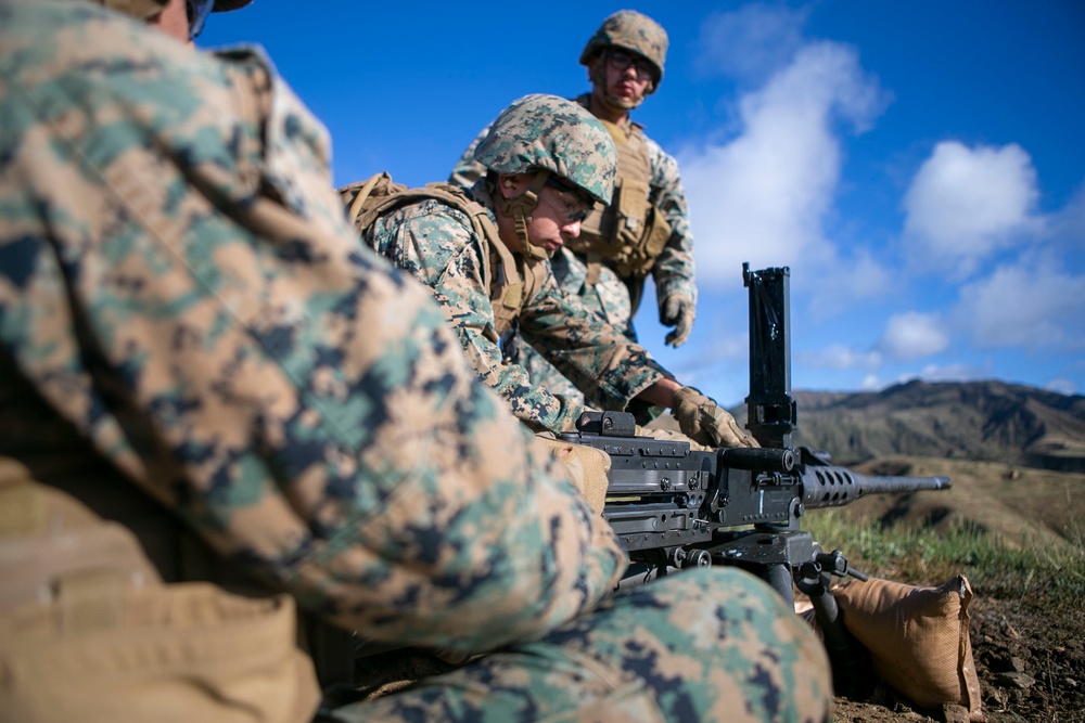 Marines of 1st Maintenance Battalion Participate in a Live-Fire Machine Gun Range