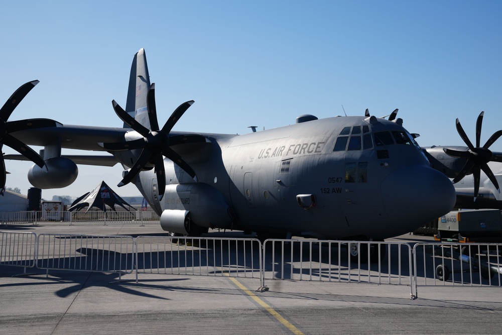 U.S. Airmen arrive at Chilean Trade and Air Show, FIDAE