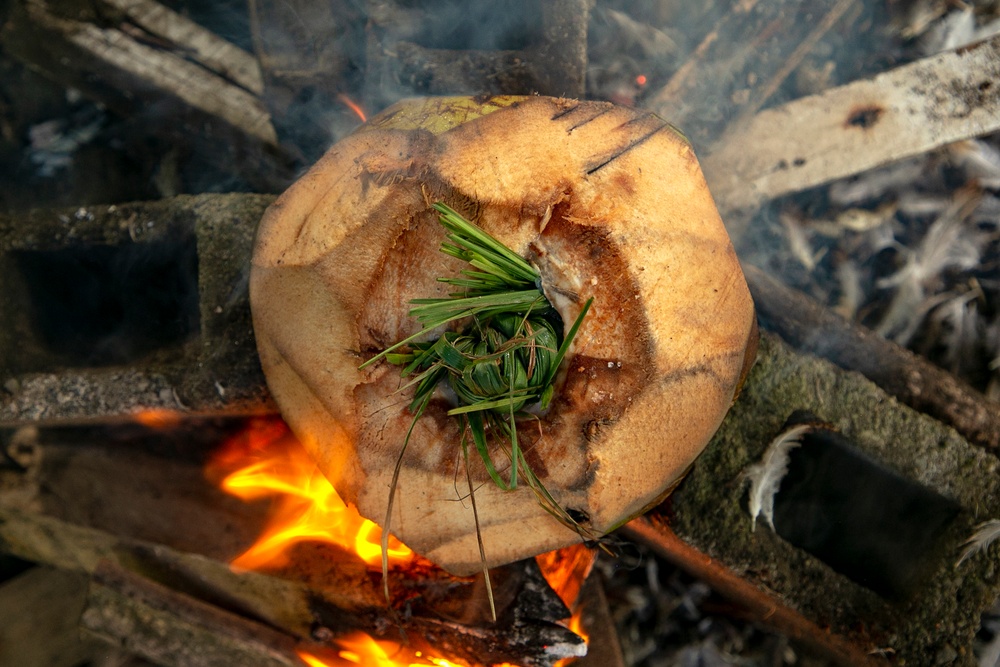 Philippine Marines demonstrate field cooking techniques