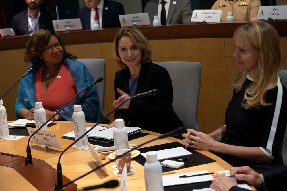 DEPSECDEF Visits Industry in Silicon Valley, Calif.