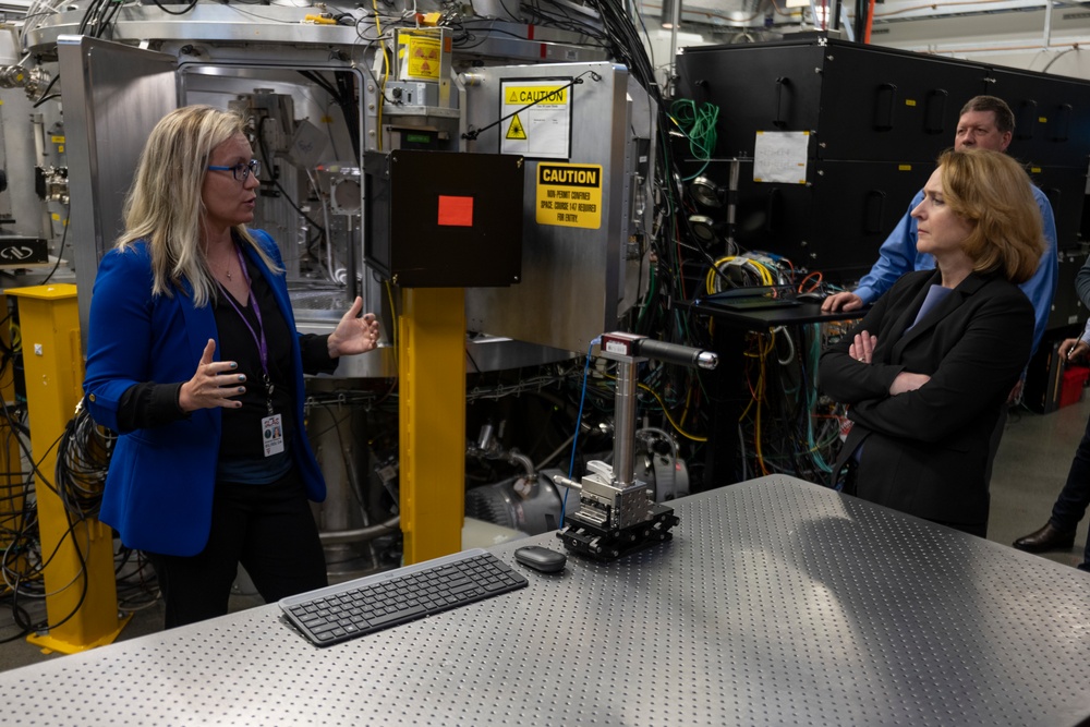 DEPSECDEF Visits Industry in Silicon Valley, Calif.