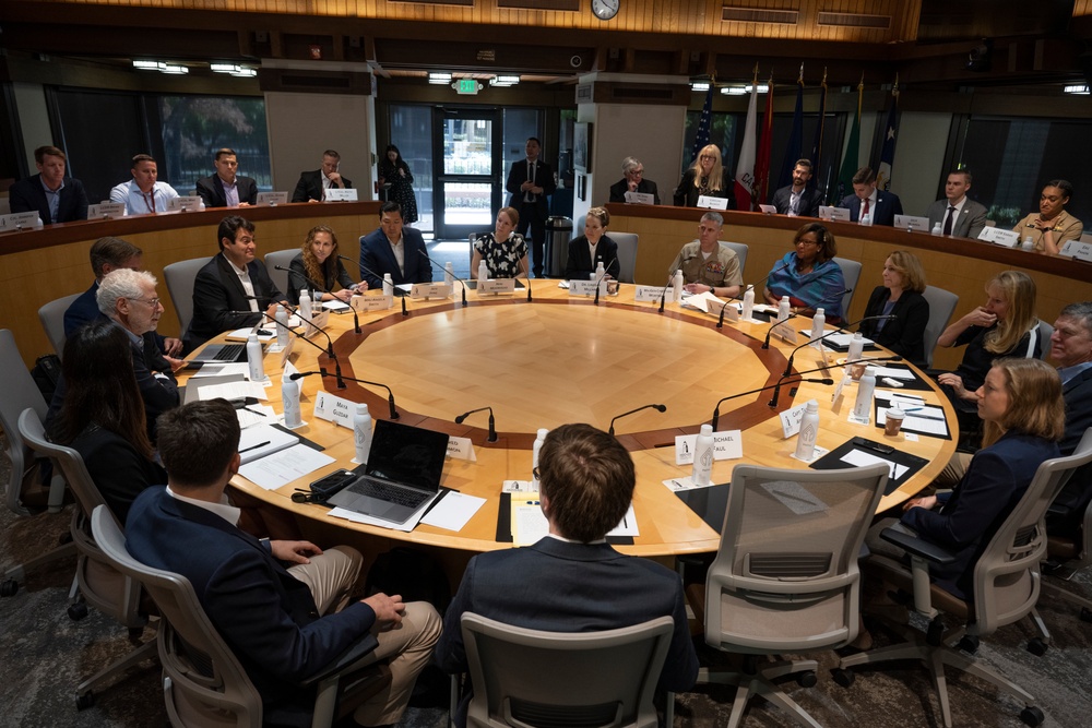 DEPSECDEF Visits Industry in Silicon Valley, Calif.