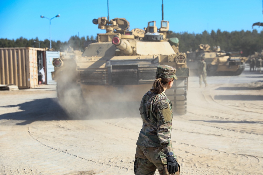 Alpha Company 2 Battalion 34th Armored Regiment Conducts Drivers Training