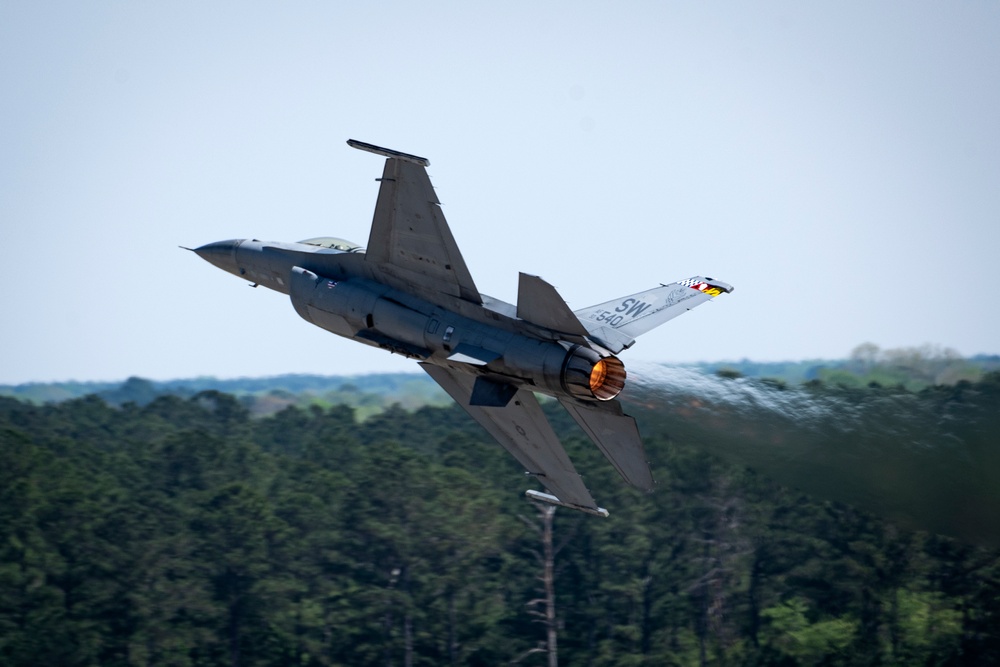 2022 Shaw Air &amp; Space Expo