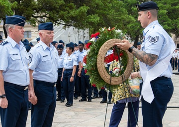 The Pilgrimage to the Alamo