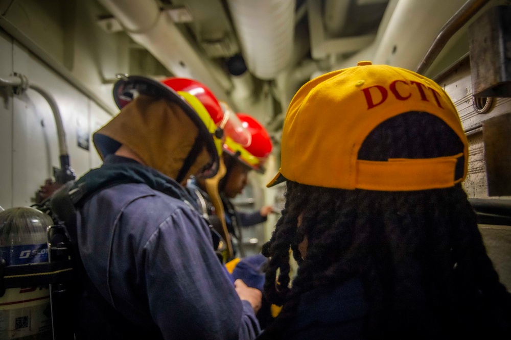 USS Truxtun Sailors Participate in Damage Control Drill