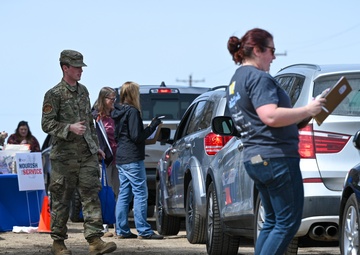 Nourish the Service event supports newest military kids, families