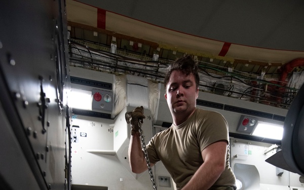 180FW Prepares for AE22