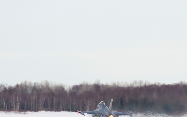 180FW Trains during AE22