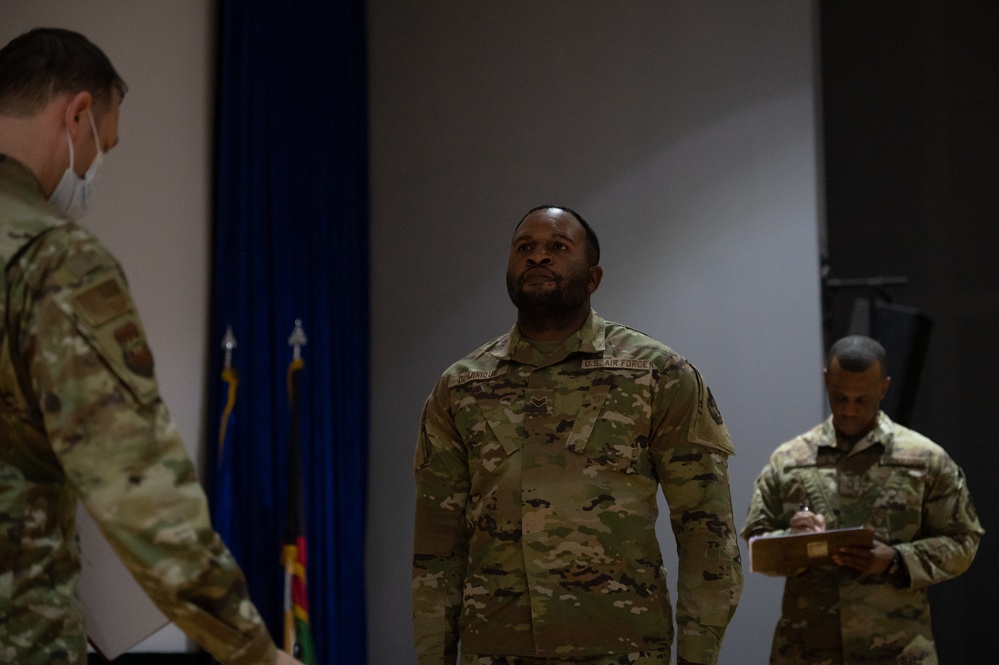 Who’s the sharpest of them all: Airmen host dress and appearance competition