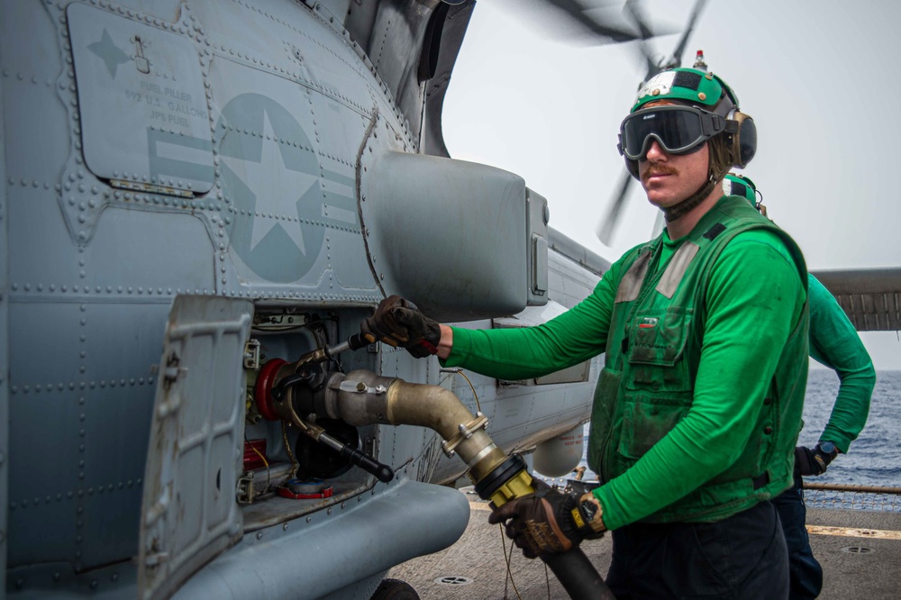 USS Jason Dunham (DDG 109) Conducts Flight Quarters