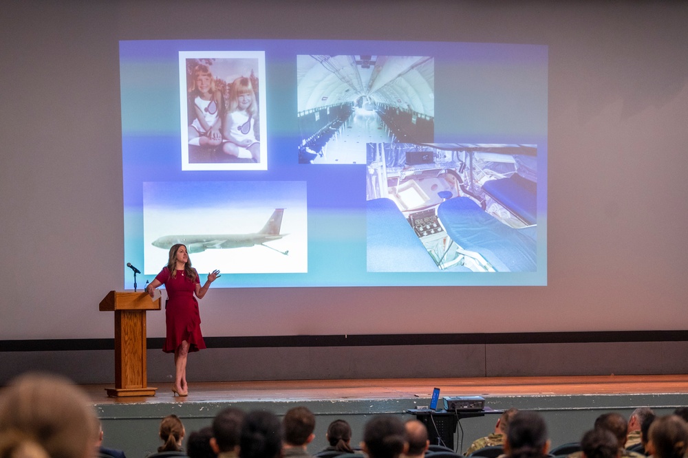 Ret. Col Samantha Weeks visits Travis AFB Airmen