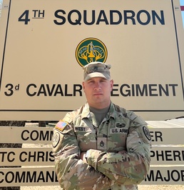 Non-commissioned officer comes back home to brave rifles country