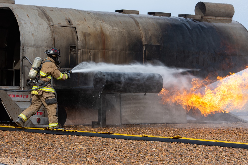 Cannon hosts live fire training