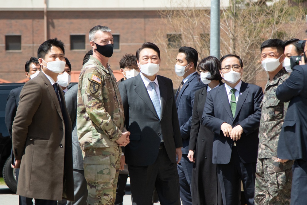 Korean president elect visits Camp Humphreys