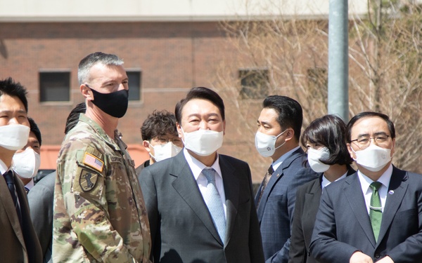Korean president elect visits Camp Humphreys