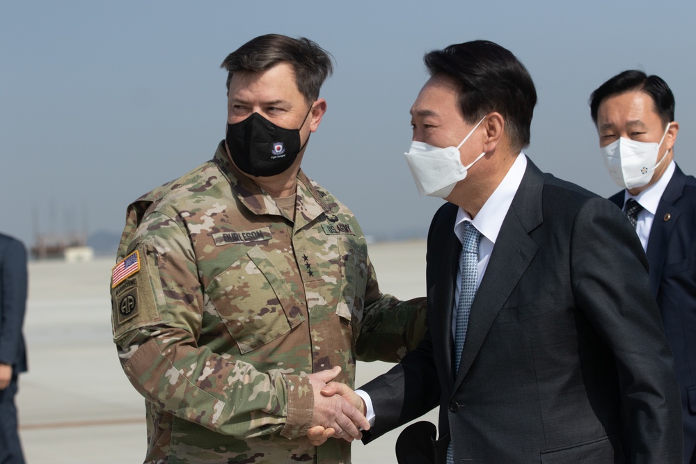 Korean president elect visits Camp Humphreys