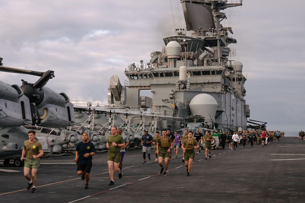 Kearsarge Operates in the Atlantic Ocean