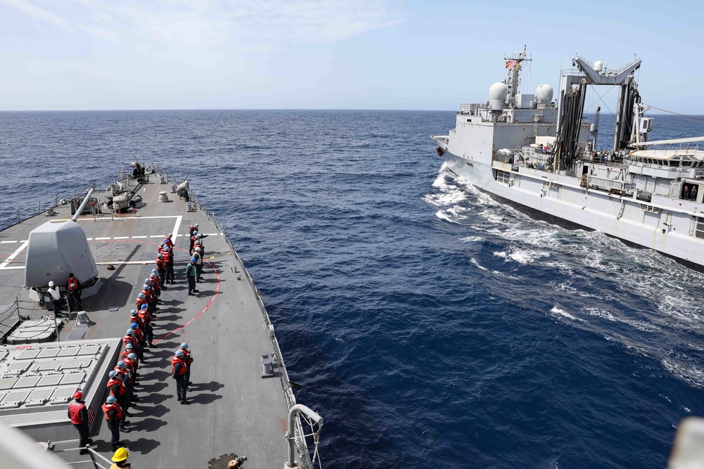 USS Ross replenishes at sea with FS Marne