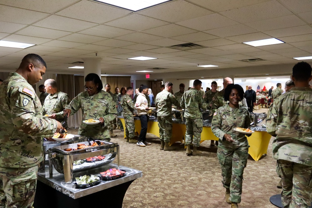 Author speaks at speaks at Fort Sill National Prayer Breakfast