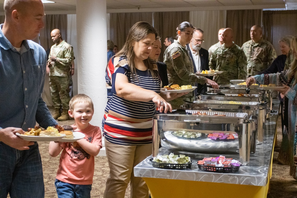 Author speaks at speaks at Fort Sill National Prayer Breakfast