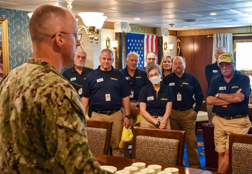 USS Carl Vinson (CVN 70) Conducts Tour for USS Midway Museum Volunteers