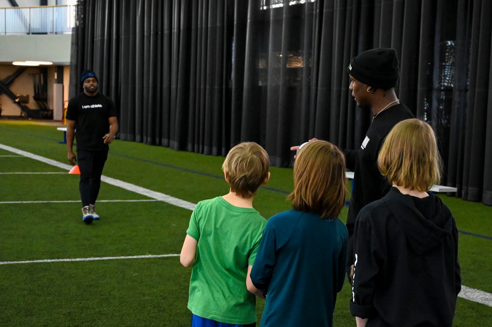 USO Hosts NFL Clinic at Eielson AFB