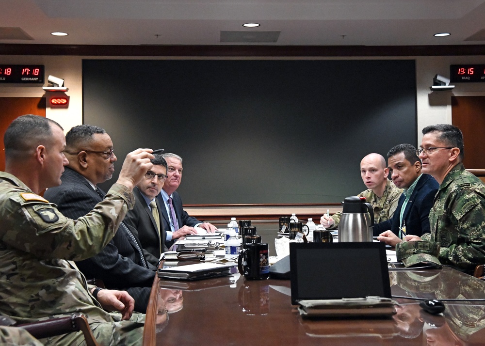 Colombian military delegation visits Redstone Arsenal