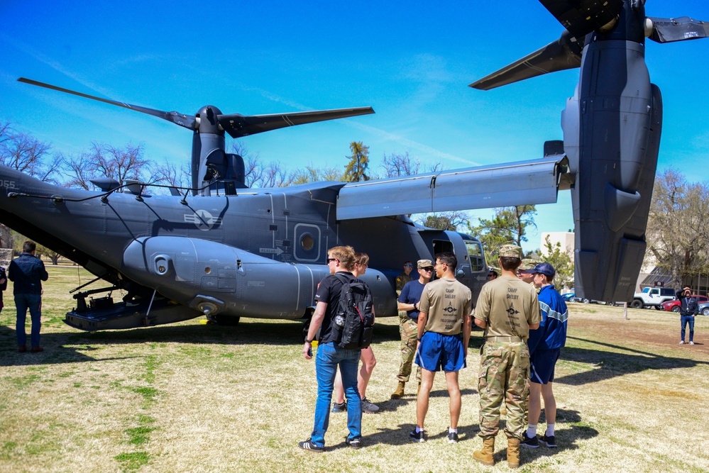 DVIDS Images Kirtland visits New Mexico State University [Image 2 of 3]