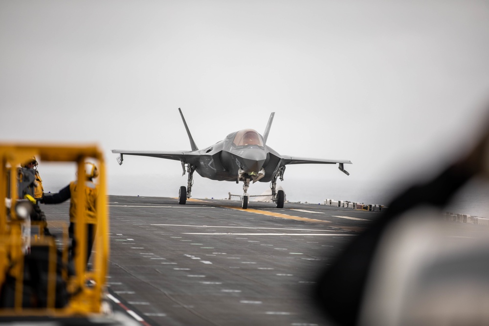 Marine Aircraft Group 13 F-35B Lightning II’s aboard USS Tripoli