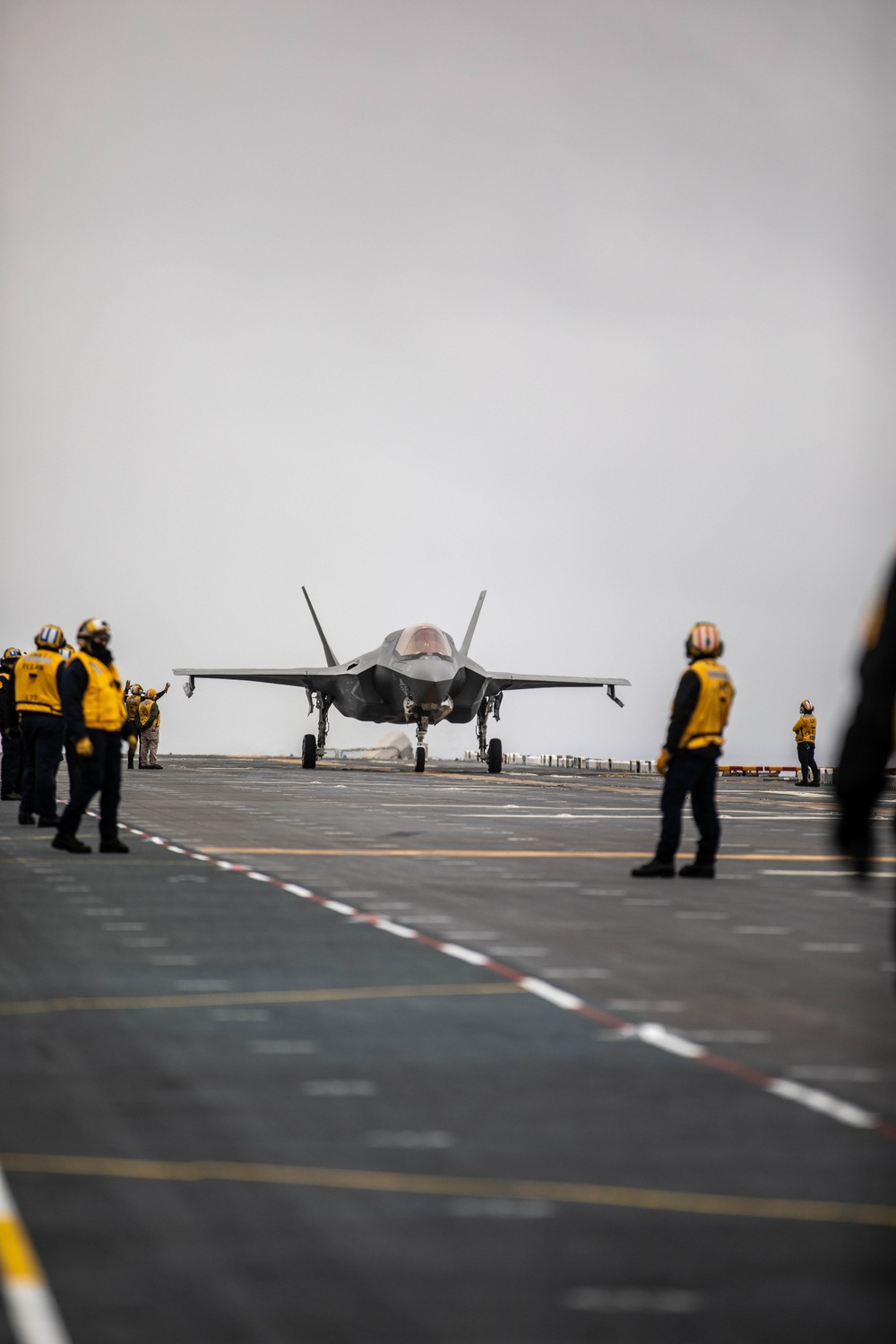 Marine Aircraft Group 13 F-35B Lightning II’s aboard USS Tripoli