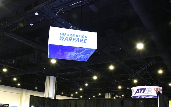 NAVIFOR Leaders Participate in Sea-Air-Space 2022