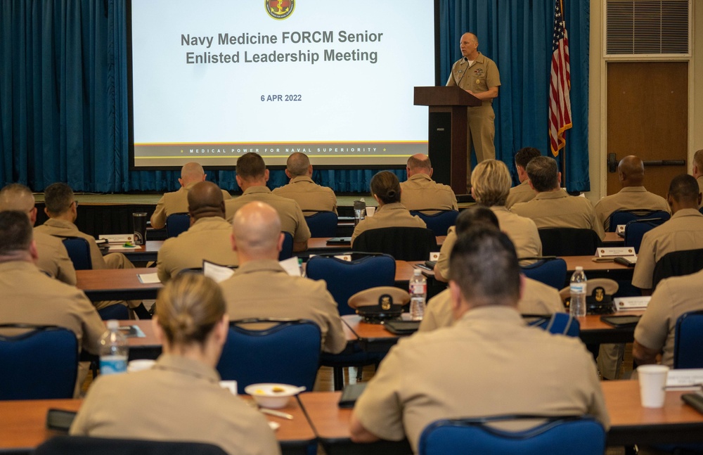 The Force Master Chief hosts Senior Enlisted Leadership Meeting on Present and Future of Hospital Corps