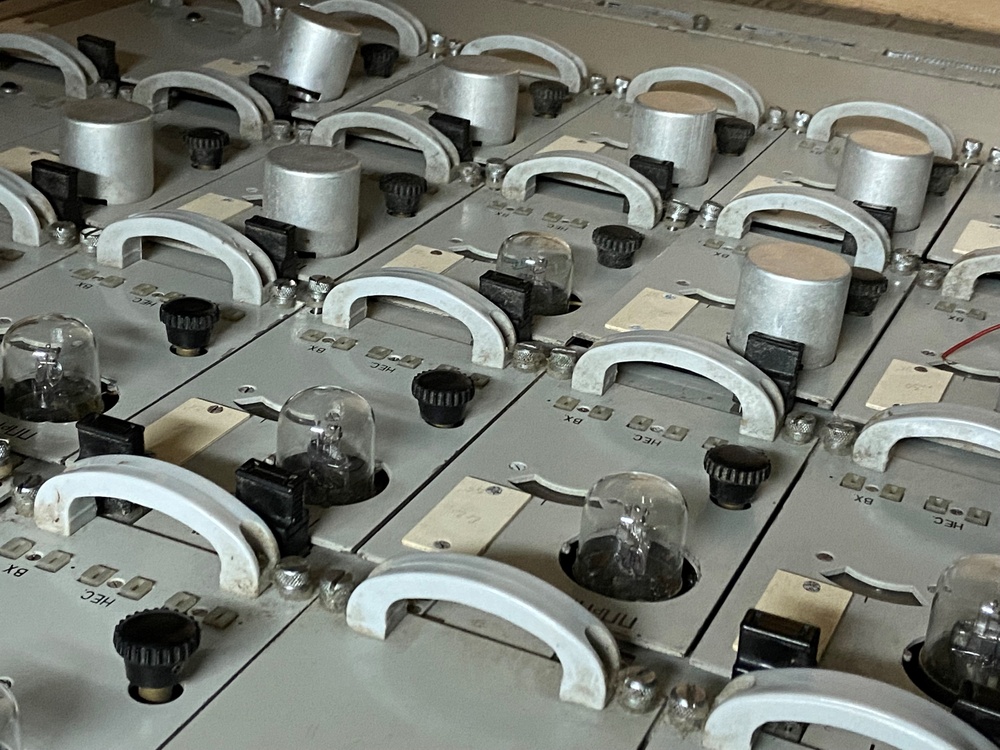 Viper Soldiers tour former top secret Soviet nuclear bunker