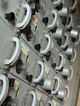 Viper Soldiers tour former top secret Soviet nuclear bunker