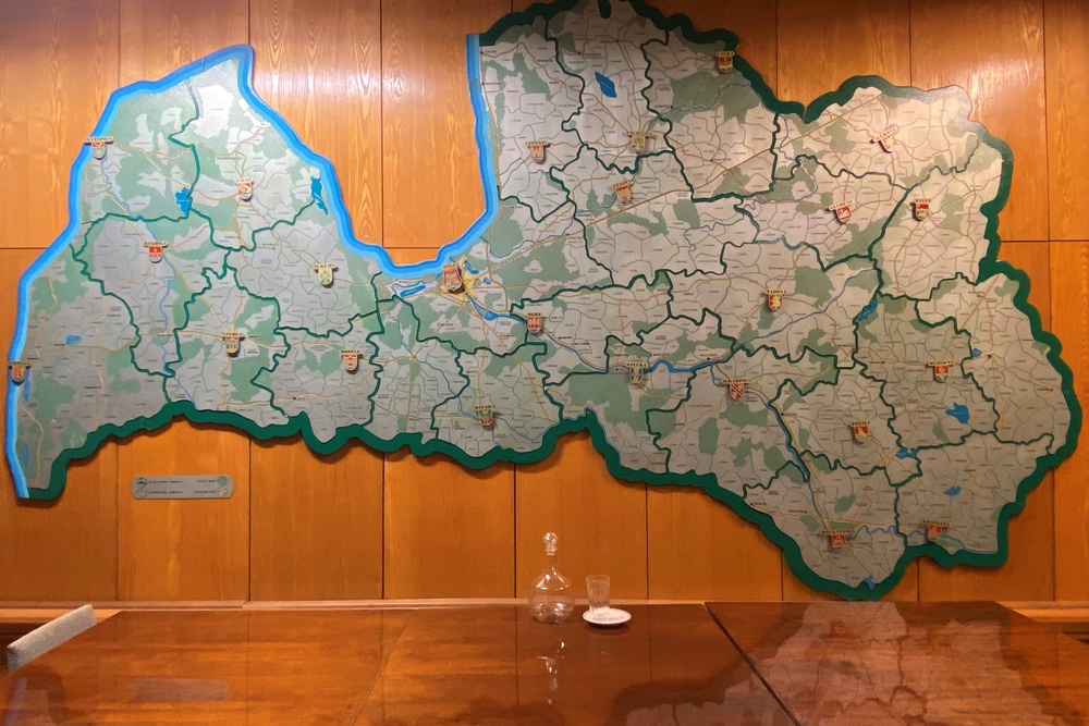 Viper Soldiers tour former top secret Soviet nuclear bunker