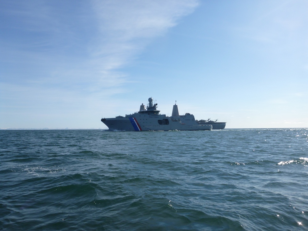 Icelandic Coast Guard operates with USS Arlington (LPD 24) during exercise Northern Viking 22