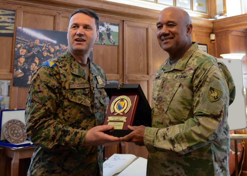 Chief of Defense from Bosnia-Herzegovina Visits Cadets at West Point