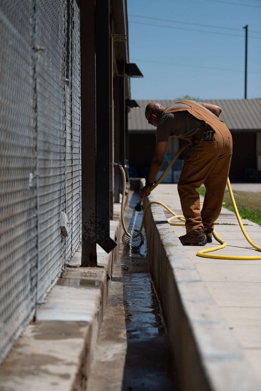 37 TRG Command Team Cleans MWD Kennels
