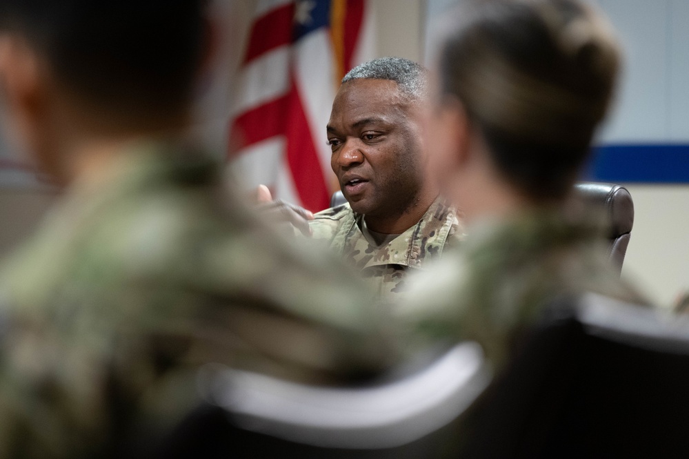 Brig. Gen. Flowers visits Scott AFB