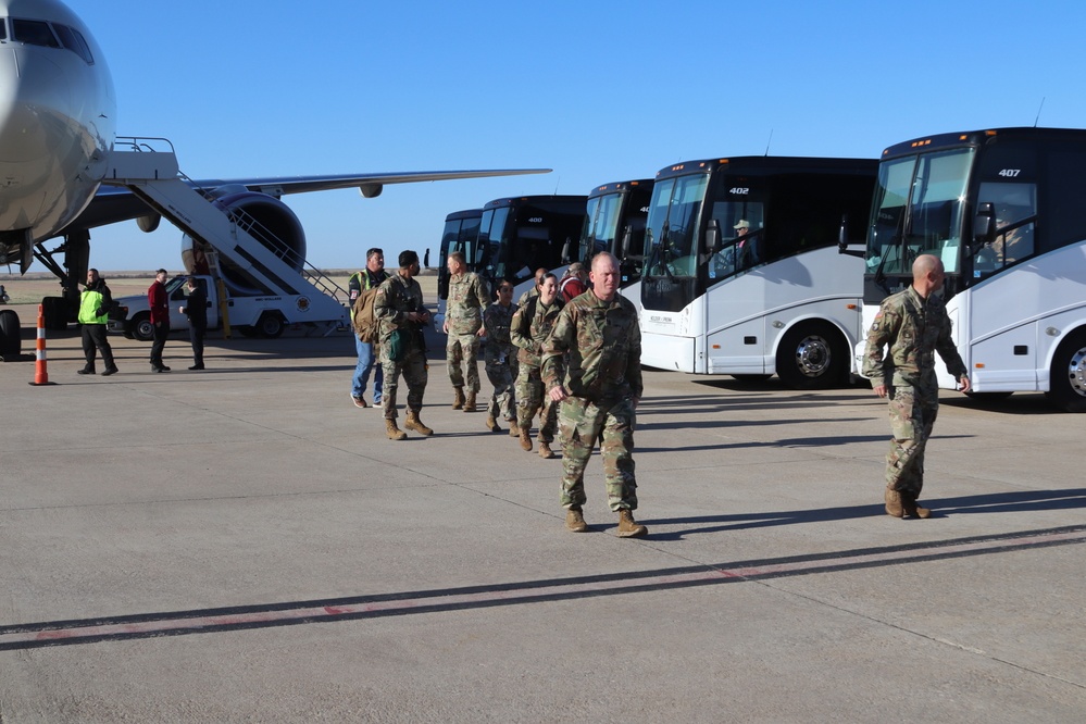 Red Dragons return to Fort Sill