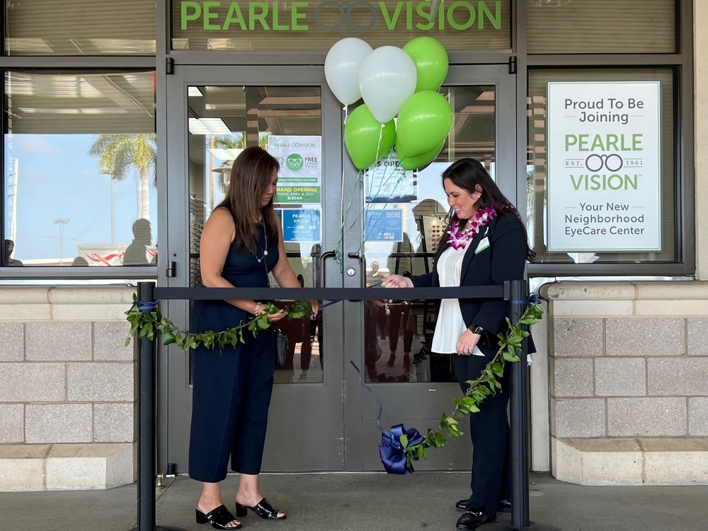 Pearle Vision Center opens at NEX Pearl Harbor